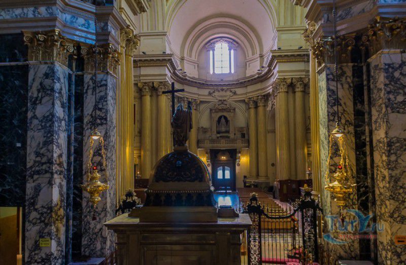 Базилика Мадонна Ди Сан Лука