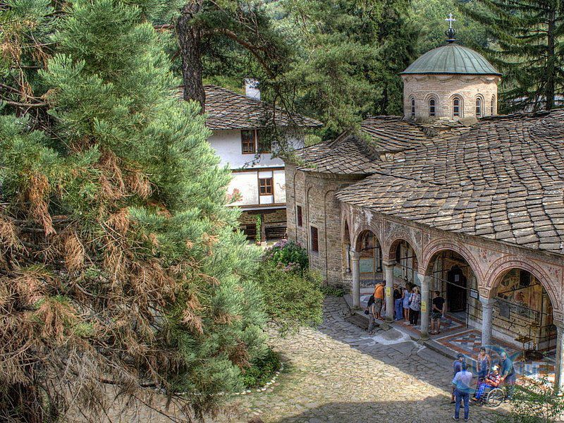 Троянский монастырь