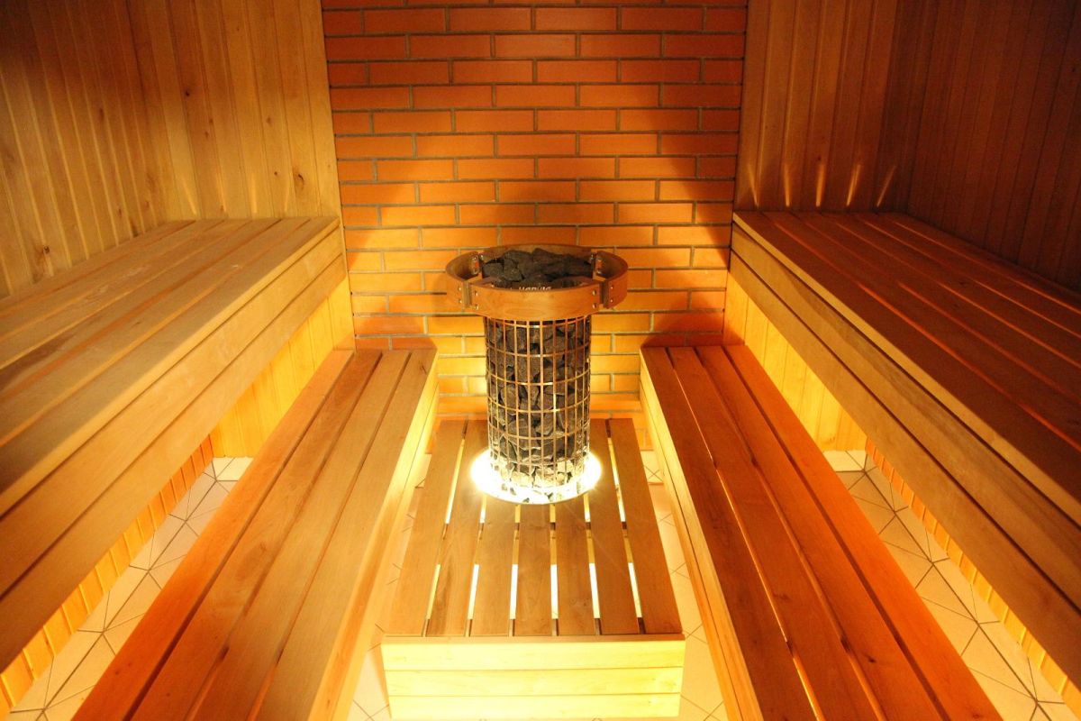 Сауна в ледяном погребе мызы Сагади