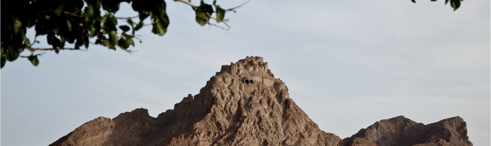 Калейе Дохтар (Замок молодой женщины)