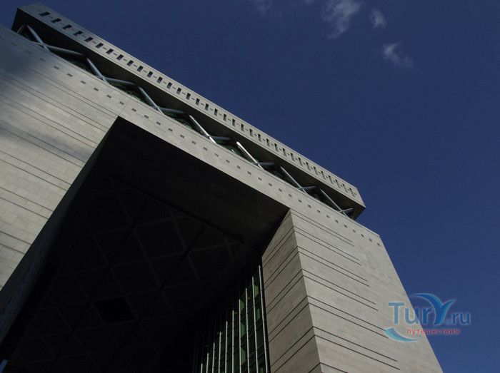 Здание Ворота