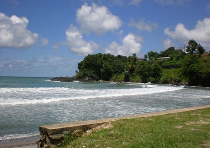 Пляж ЛАнс Нуар (L'Anse Noire Beach)