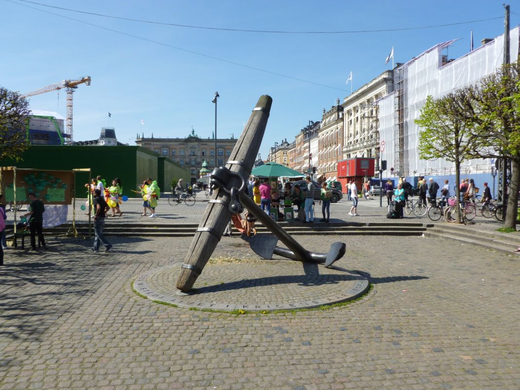 Мемориальный якорь