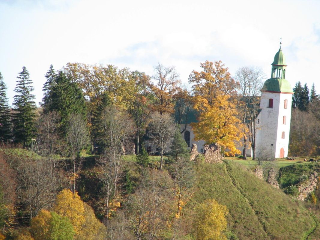 Церковь Святого Петра в Каркси