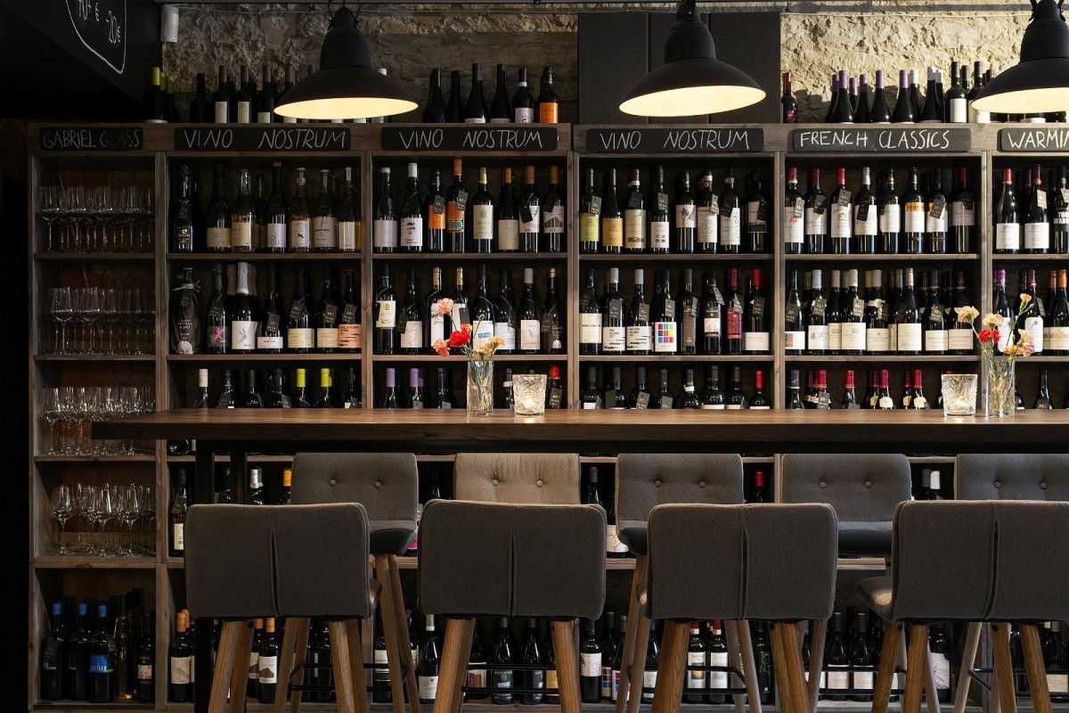Винный бар Pazzo Wine Bar
