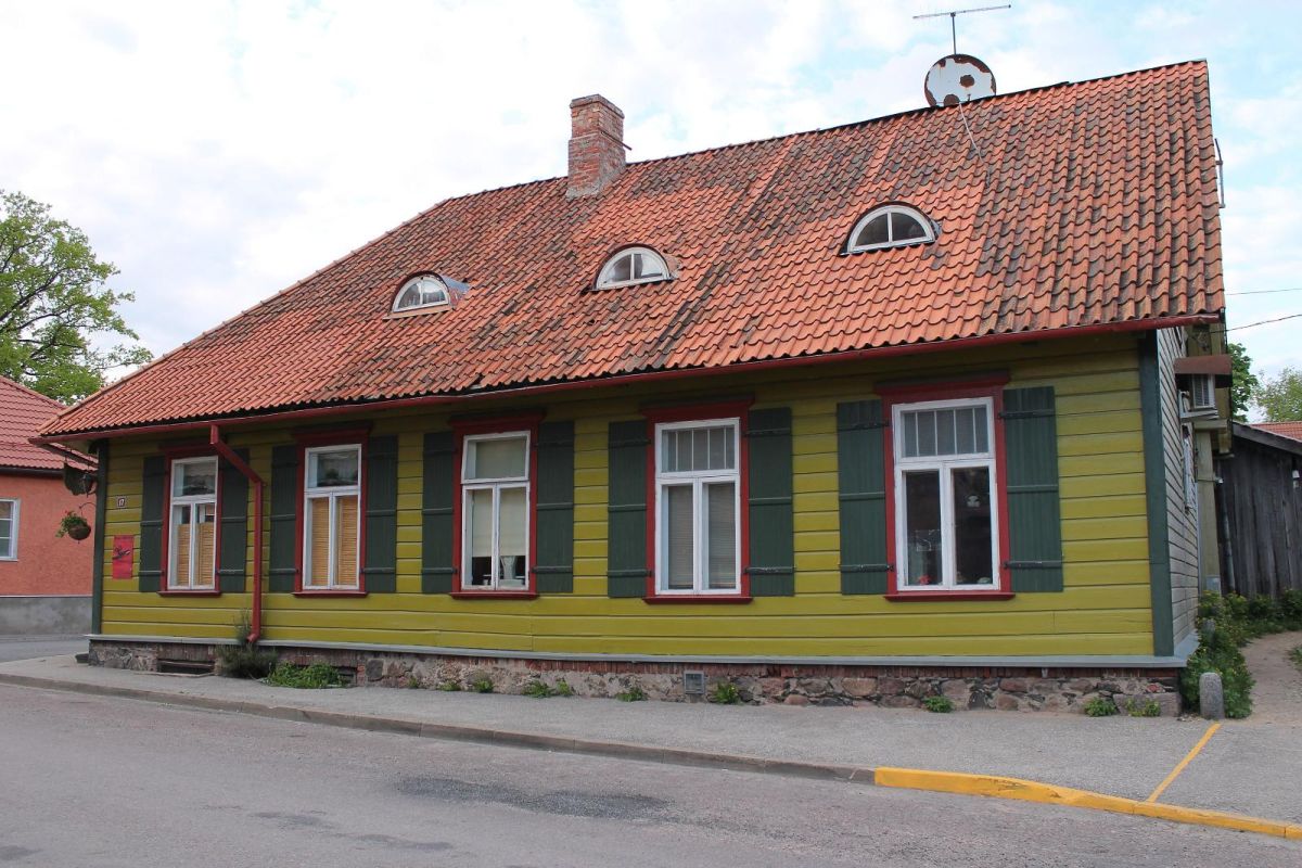 Магазин и кафе 