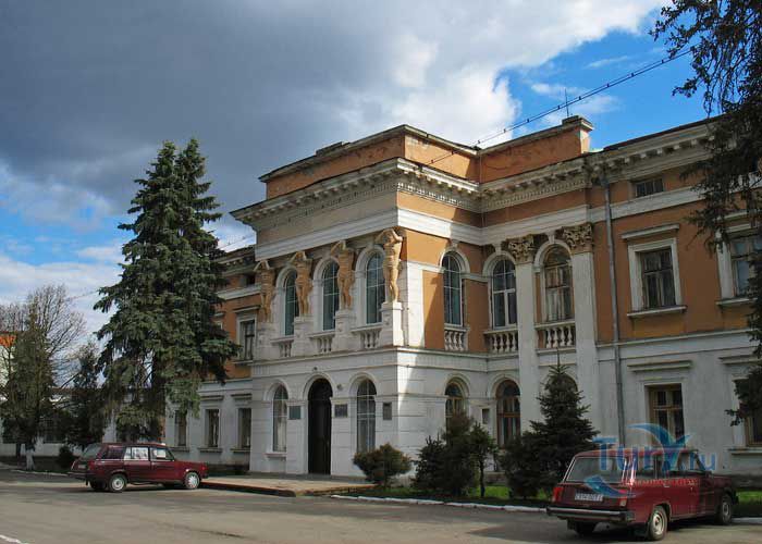 Дворец в Микулинцах