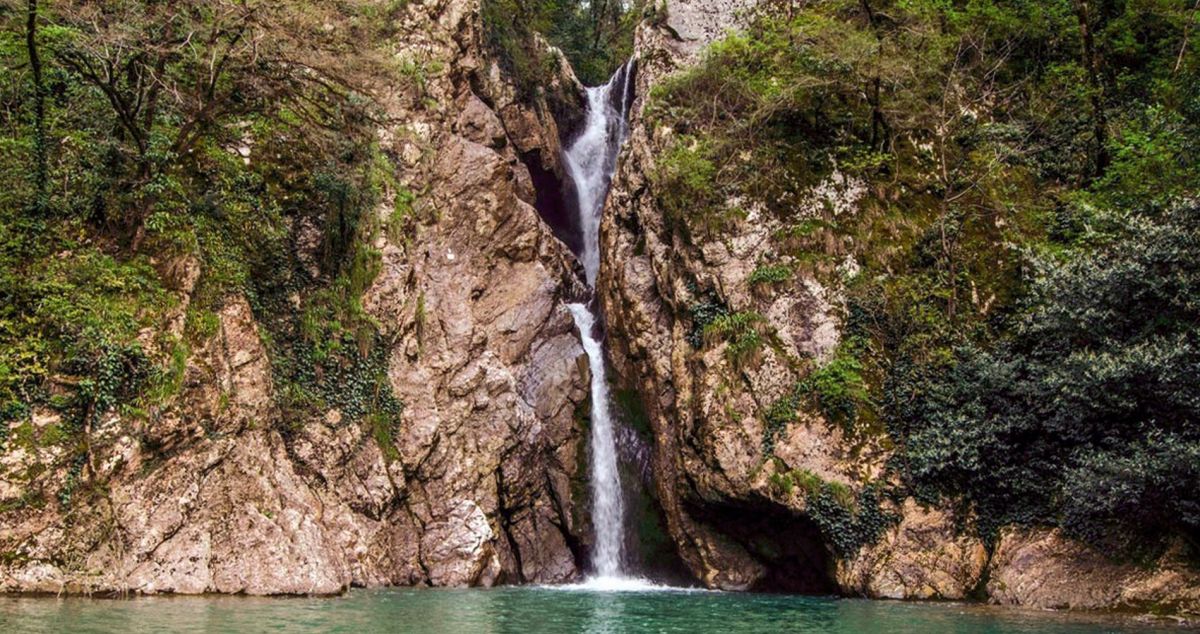 Агурские водопады