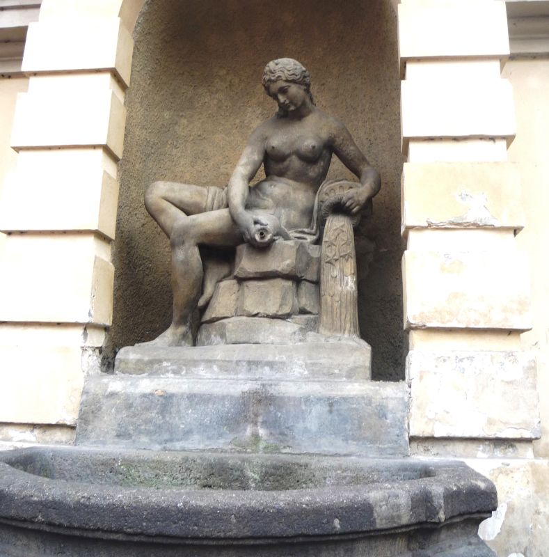 Фонтан Тереза