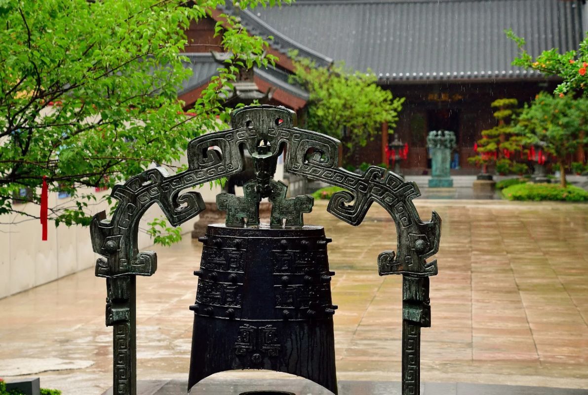 Храм Нефритового Будды