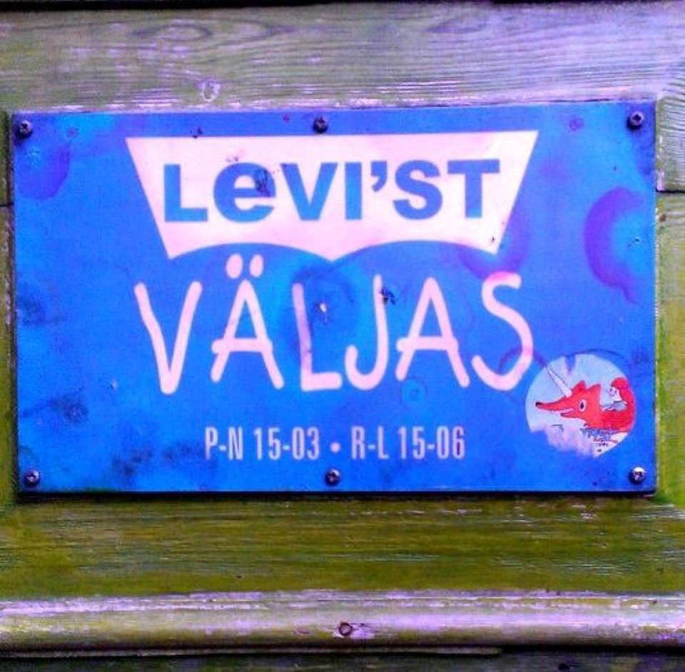 Паб Levist väljas