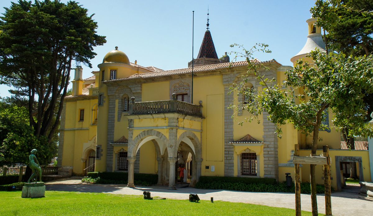 Музей Кондес де Кастро Гимарайнш