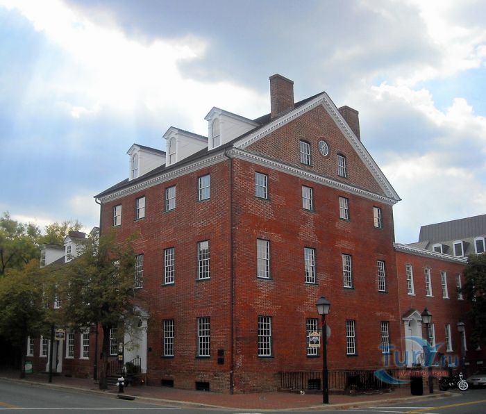 Таверна Гэдсби