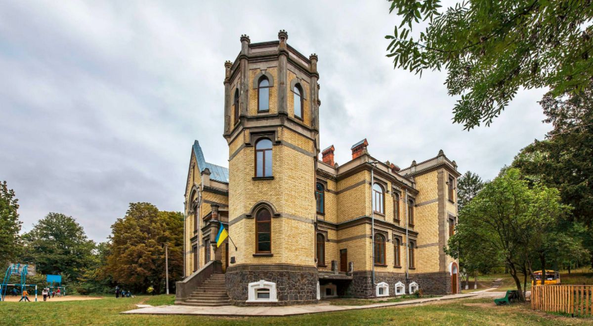 Дворец Чихачёва