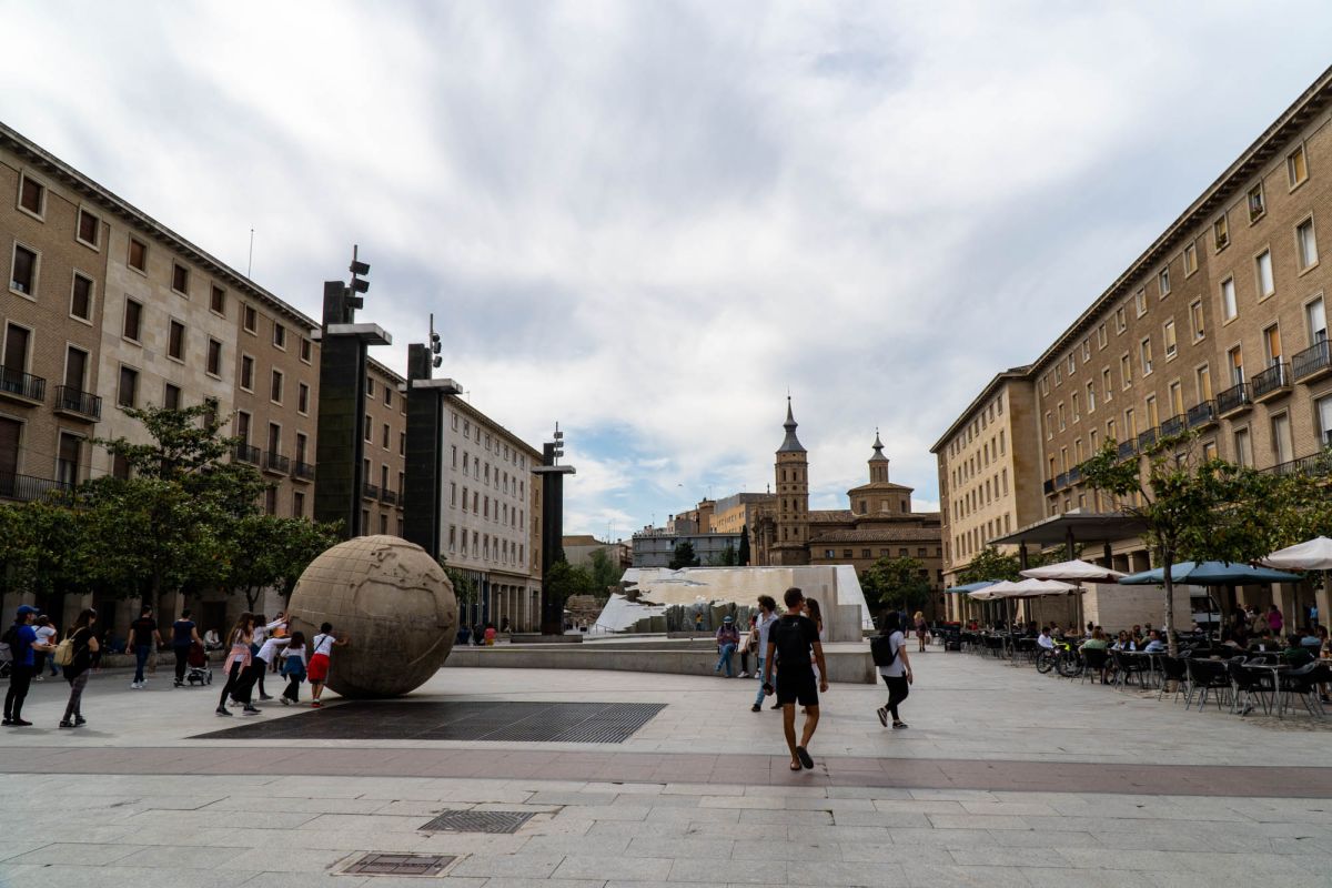 Площадь Пилар