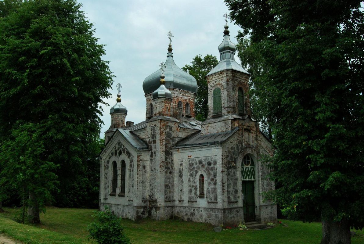 Церковь Святой Троицы Эстонской апостольской православной церкви в Ныо