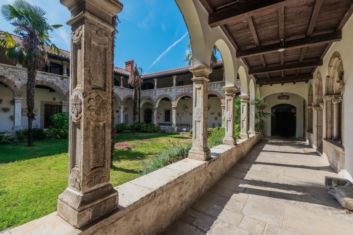 Церковь и монастырь Святого Франциска