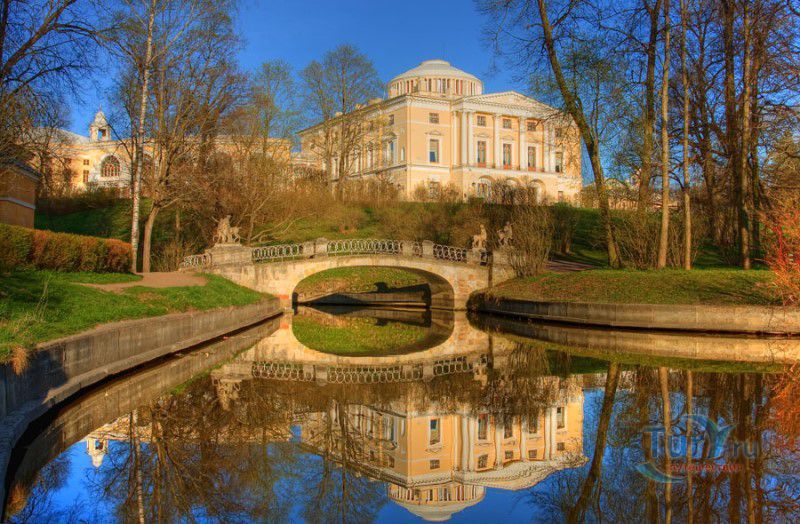 Павловский дворец и парк