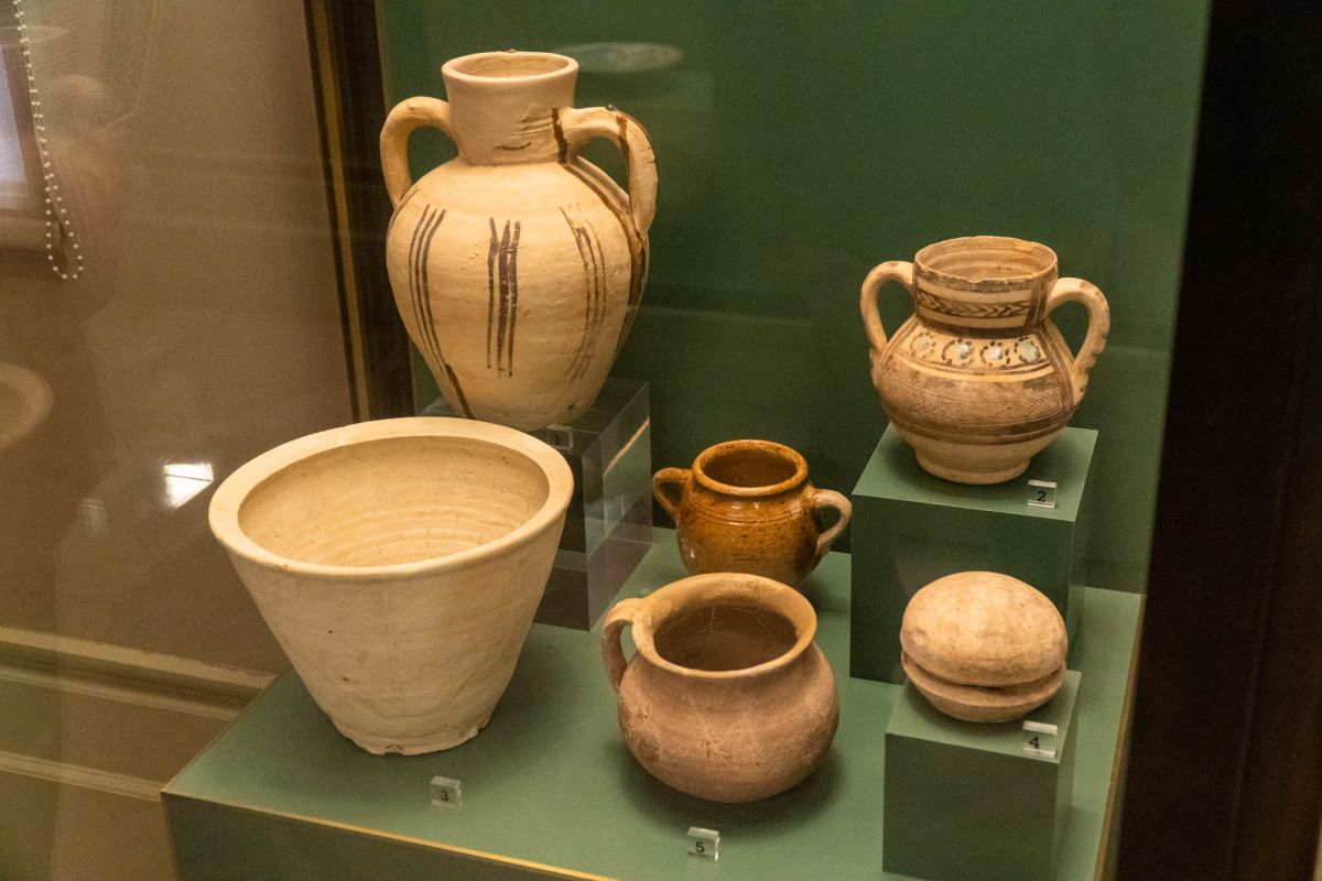 Дворец маркизов Дос-Агуас - Музей керамики