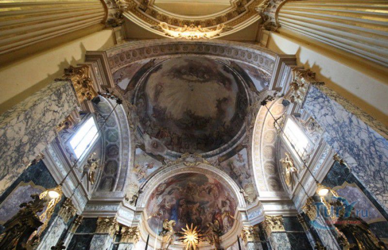 Базилика Мадонна Ди Сан Лука