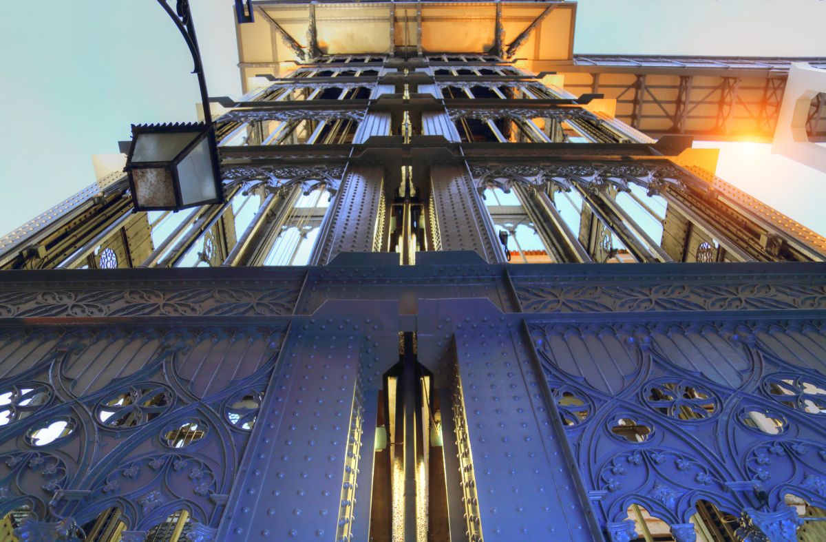 Лифт Санта Хуста