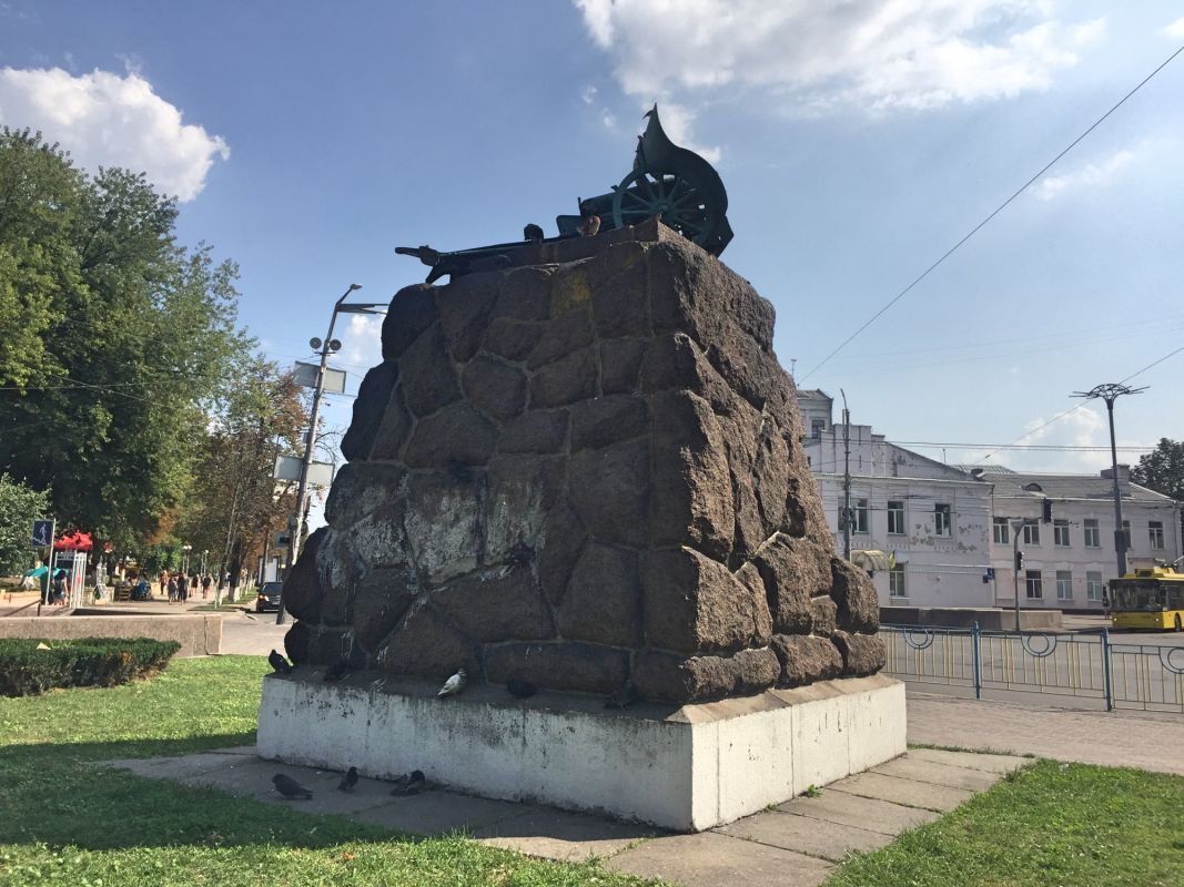 Памятник рабочим завода Арсенал (Киев)