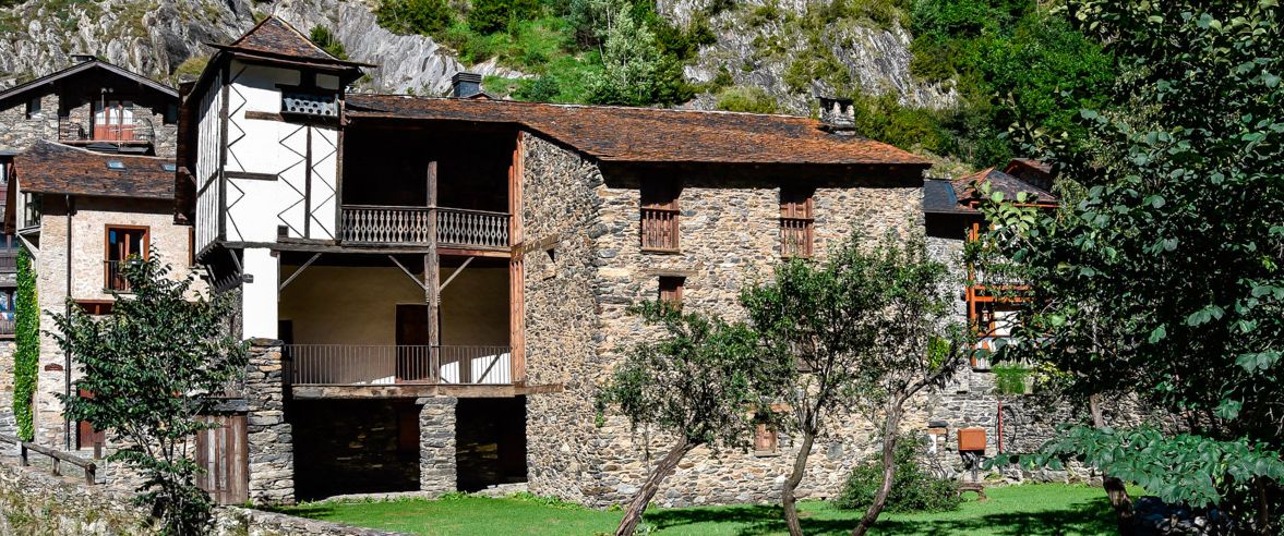 Социально-культурное пространство Cal Pal