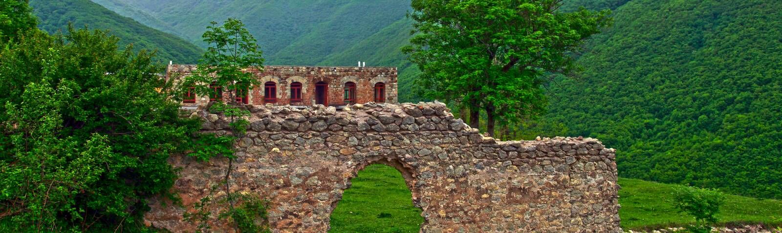 Особняк Томаниана