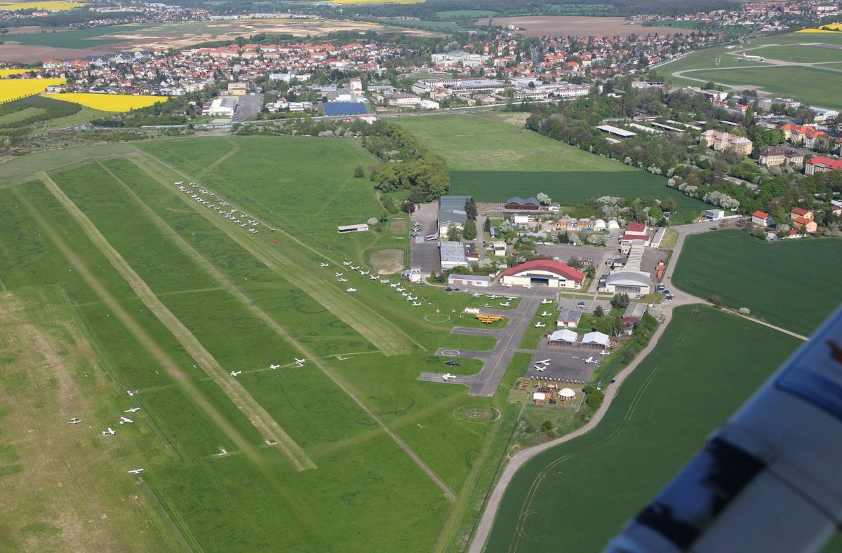 Аэродром Прага – Летняны