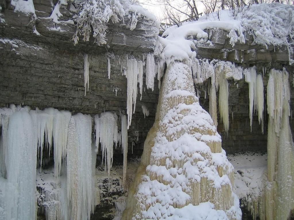 Водопад Валасте