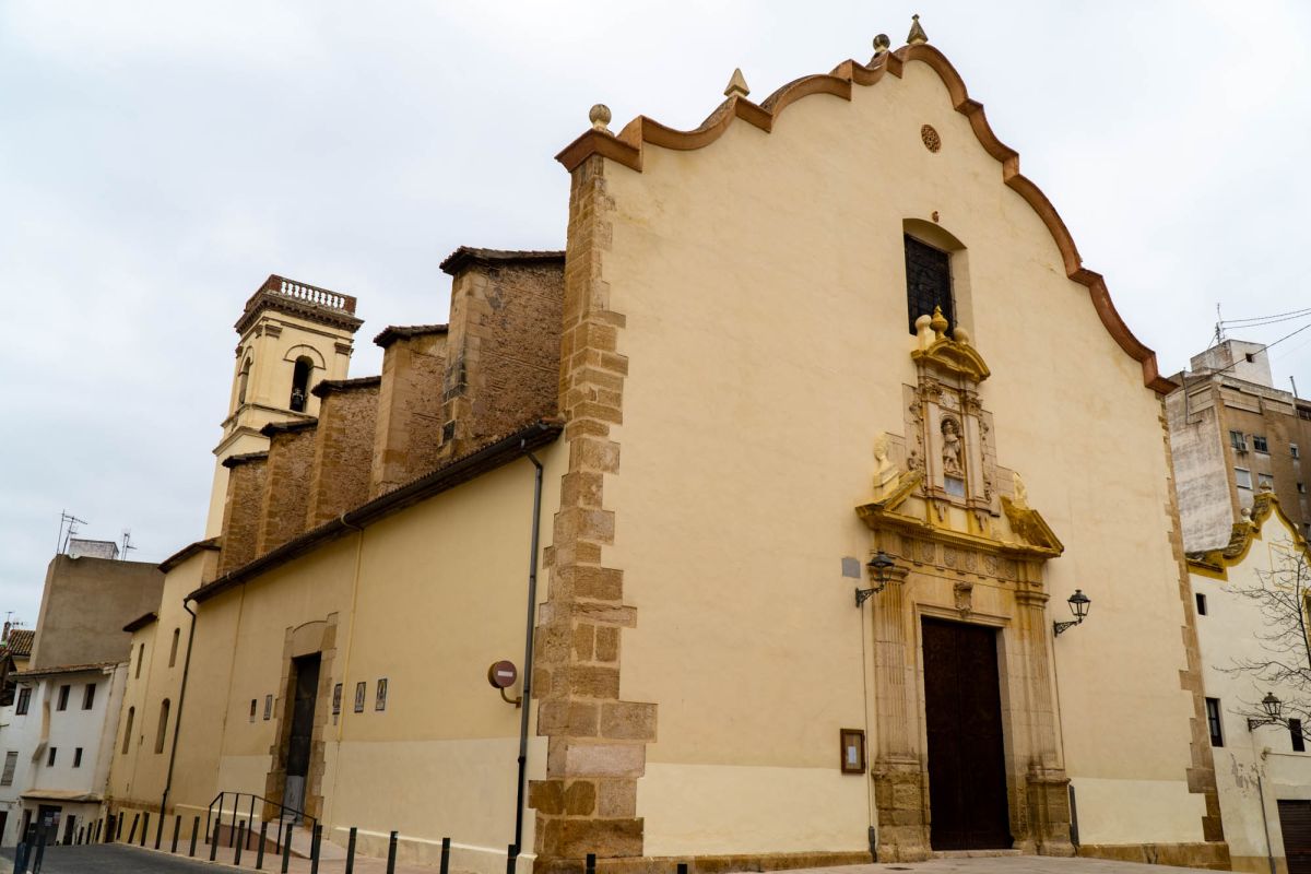 Церковь Богоматери Милосердия и Санта-Текла