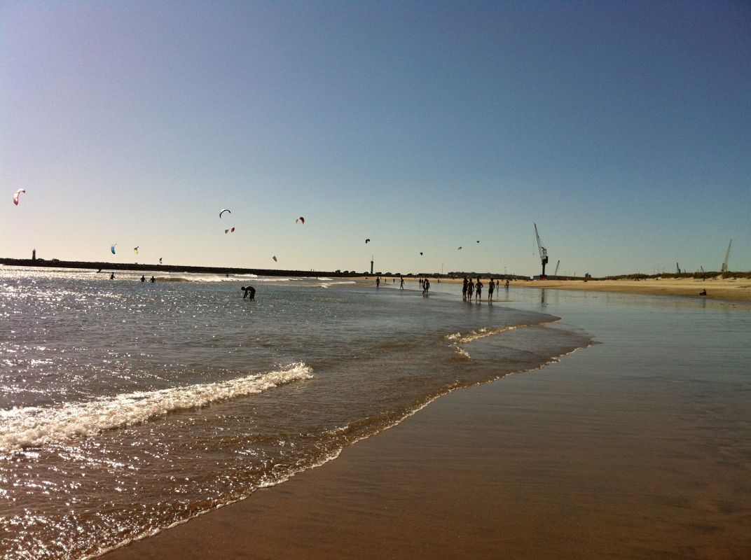 Пляж «Прайя-ду-Кабеделу»