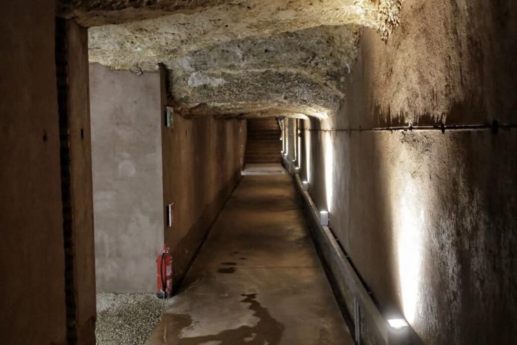 Бомбоубежище Массаррохос