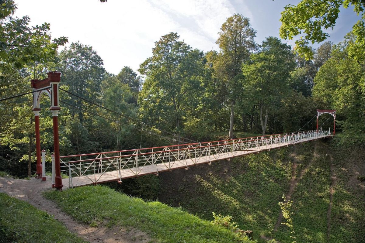 Viljandi rippsild (Висячий мост города Вильянди)