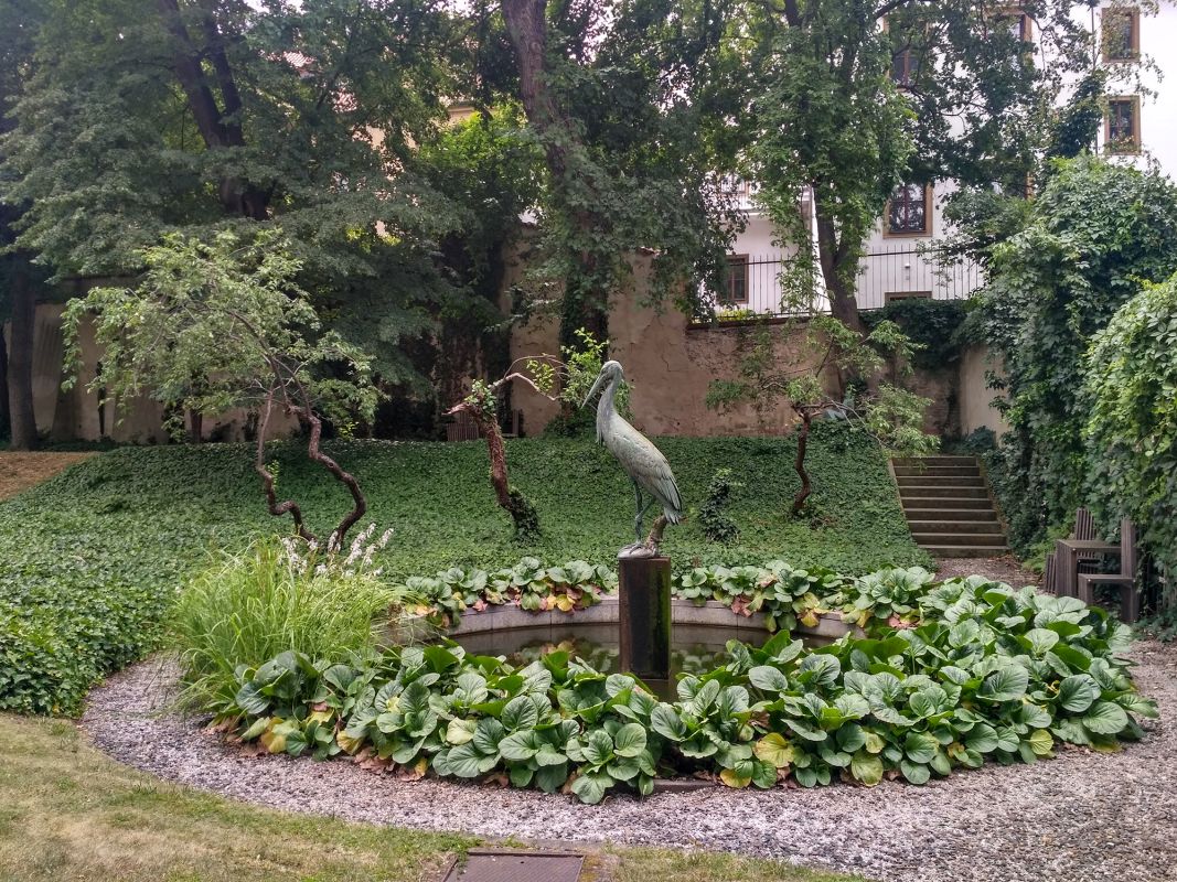 Сад Штернбергского дворца