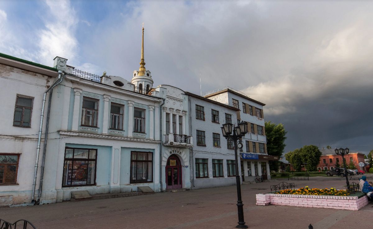 Шуйский историко-художественный и мемориальный музей имени М. В. Фрунзе