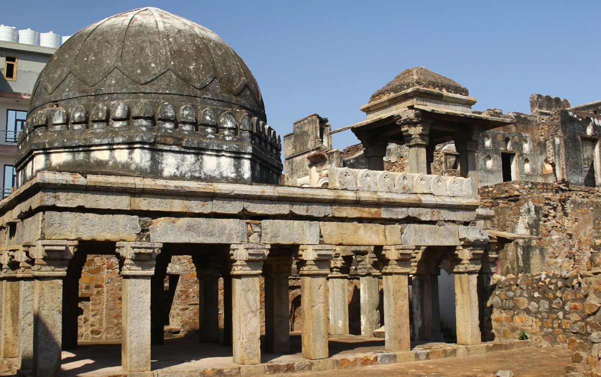 Зафар Махал