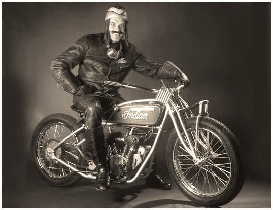 Мотоциклетный музей в Куртна