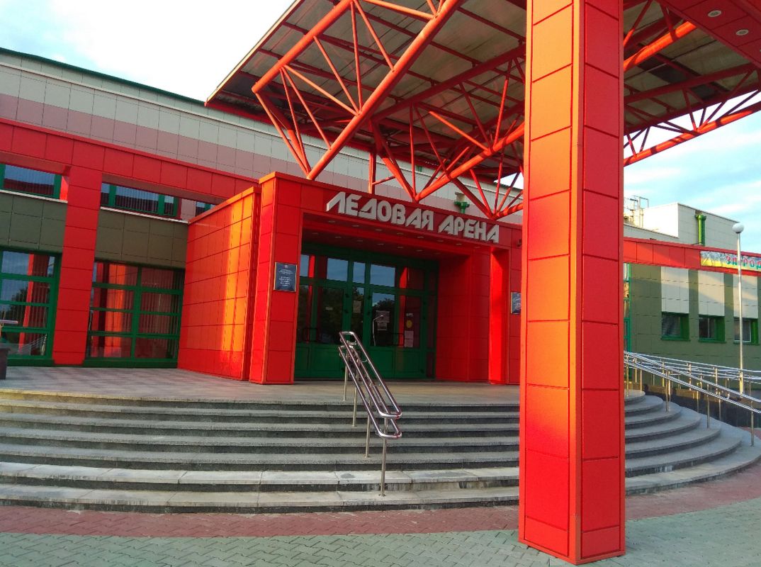 Олимпийская ледовая арена