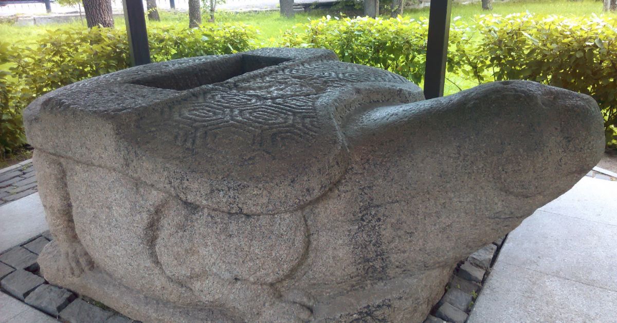 Каменная черепаха в Уссурийске