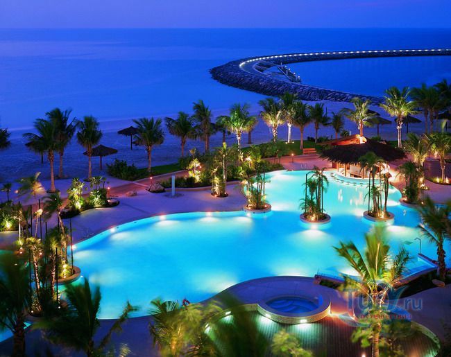 Джумейра Бич Отель 