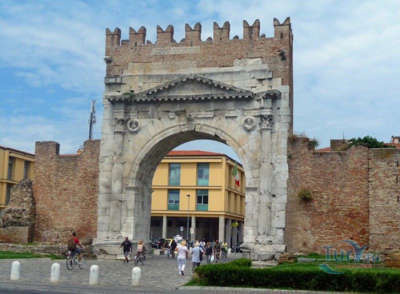 Арка Августа (Римини)