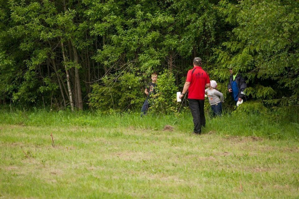 Дорожка для диск-гольфа в центре отдыха и лыжного спорта Валгехобусемяэ