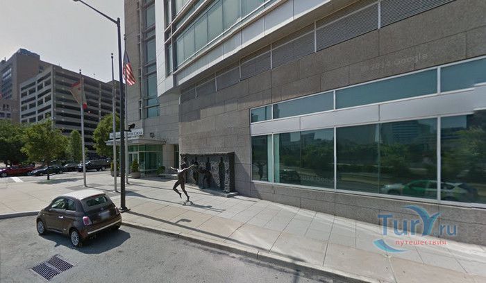 Скульптура Свобода Зеноса Фрудакиса