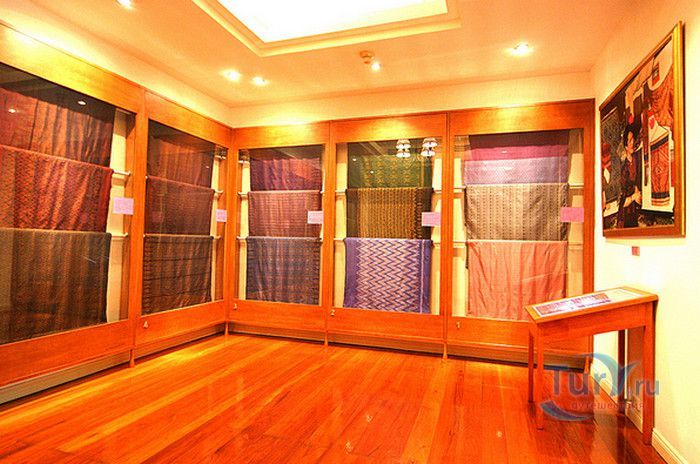 Дворец Виманмек (Тиковый Дворец)