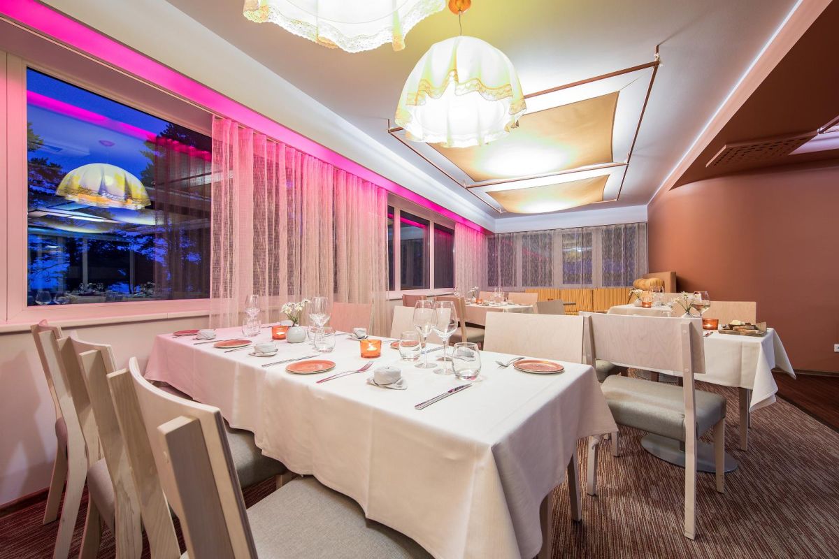 Ресторан отеля Saaremaa