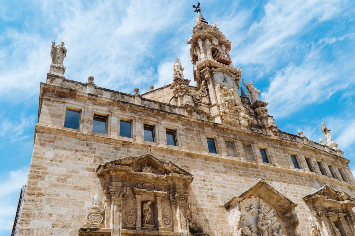 Церковь Сантос Хуанес