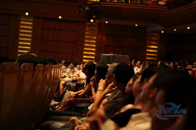 Шанхайский Большой Театр