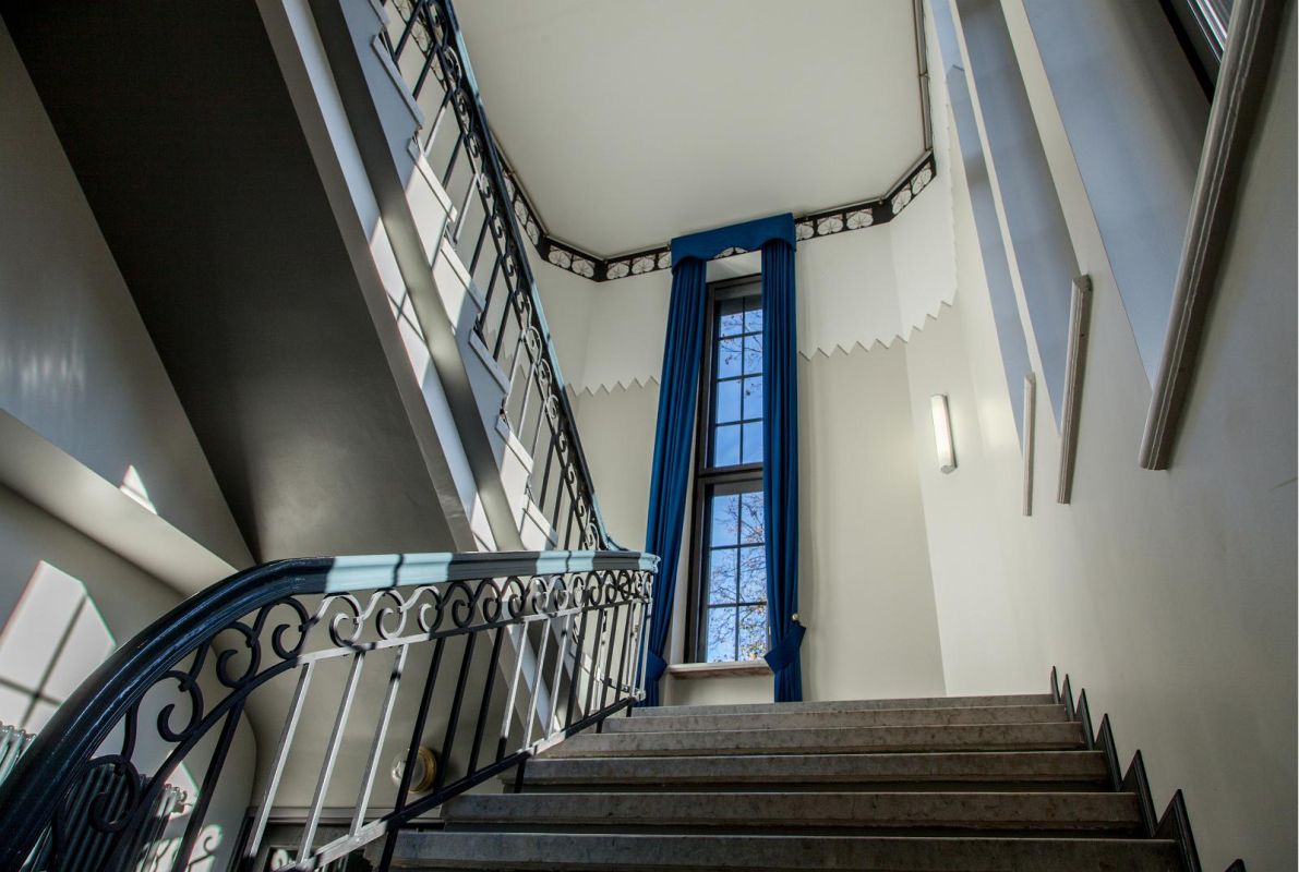 Малый дом театра 