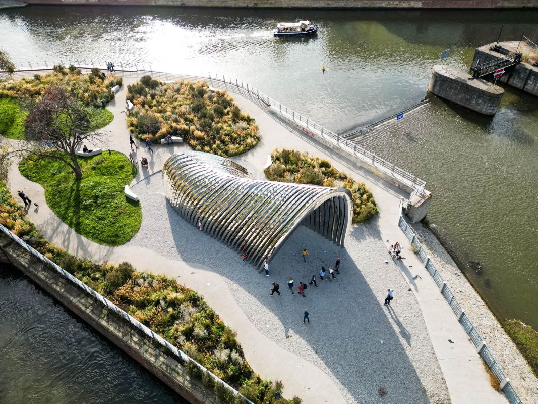 Скульптура Нефа (Rzeźba Nawa)